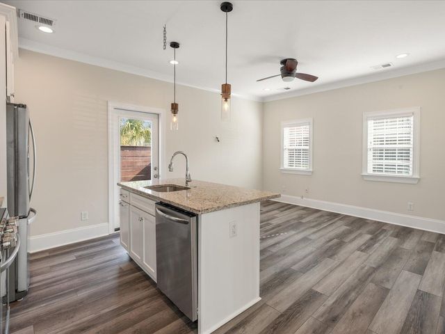 400 Sumter Street, Charleston, SC 29403