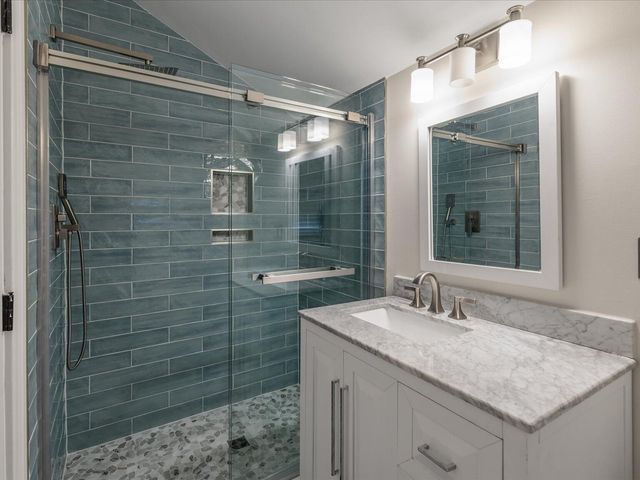 400 Sumter Street, Charleston, SC 29403