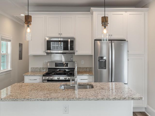 400 Sumter Street, Charleston, SC 29403