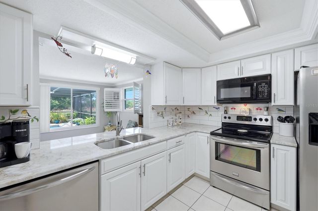 383 E WENTWORTH CIRCLE, Englewood, FL 34223
