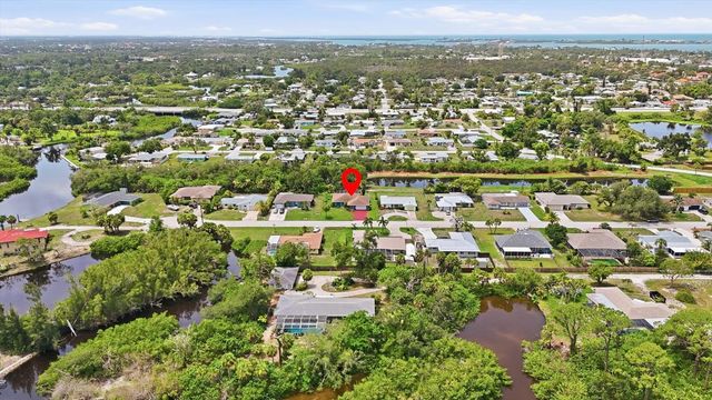 383 E WENTWORTH CIRCLE, Englewood, FL 34223