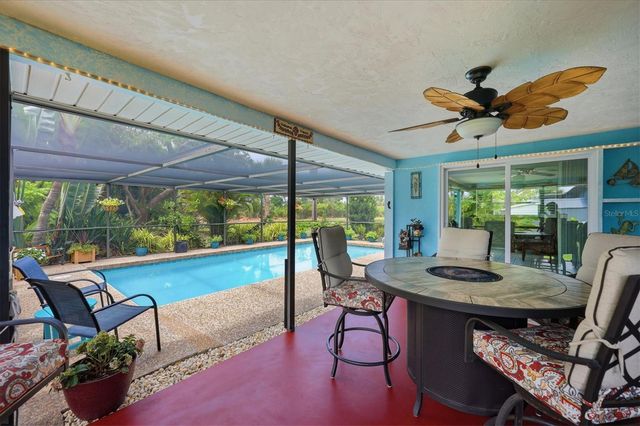 383 E WENTWORTH CIRCLE, Englewood, FL 34223