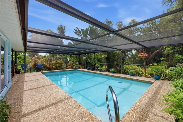 383 E WENTWORTH CIRCLE, Englewood, FL 34223