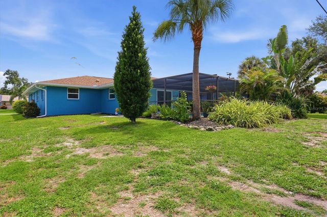 383 E WENTWORTH CIRCLE, Englewood, FL 34223