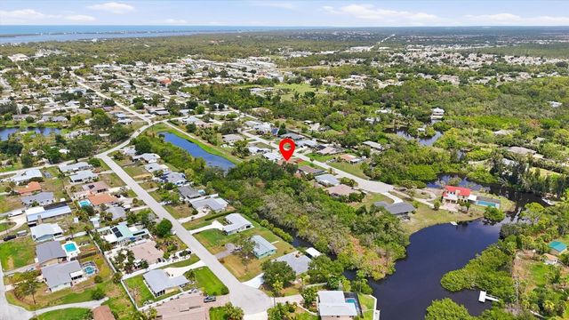 383 E WENTWORTH CIRCLE, Englewood, FL 34223