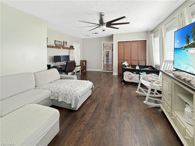 221 De Soto AVE, Clewiston, FL 33440