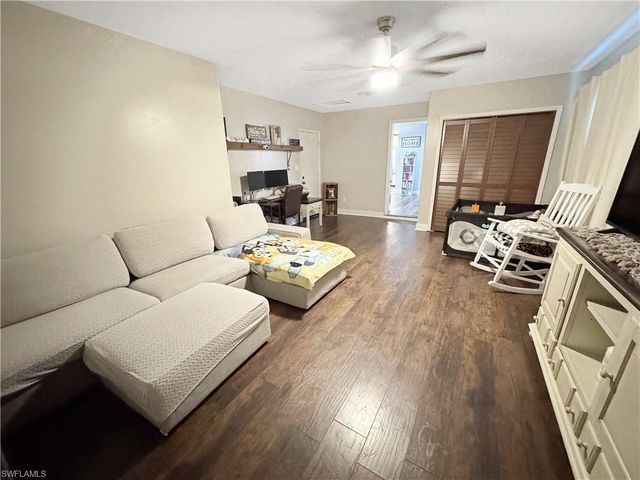 221 De Soto AVE, Clewiston, FL 33440