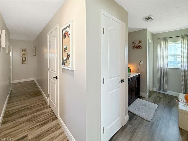 221 De Soto AVE, Clewiston, FL 33440