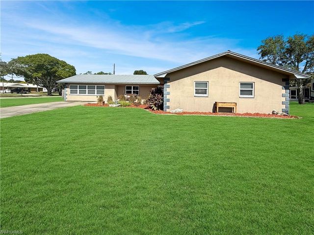 221 De Soto AVE, Clewiston, FL 33440