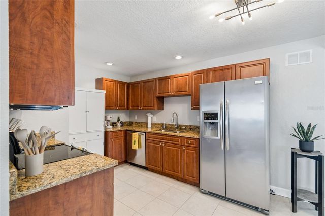 3901 N OLA AVENUE, Tampa, FL 33603