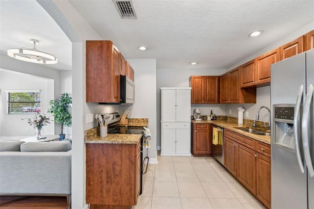 3901 N OLA AVENUE, Tampa, FL 33603