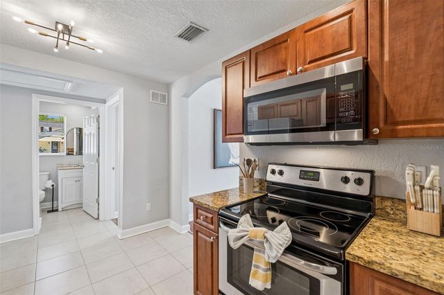3901 N OLA AVENUE, Tampa, FL 33603