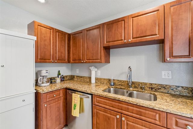 3901 N OLA AVENUE, Tampa, FL 33603