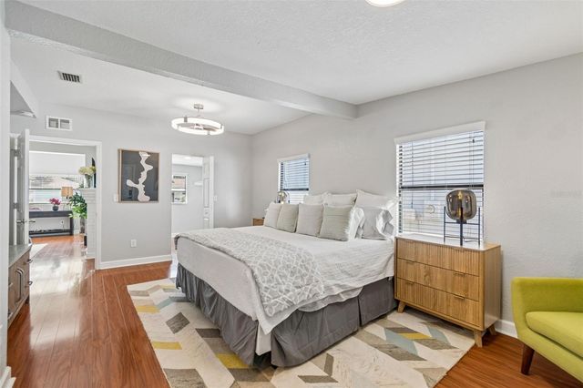3901 N OLA AVENUE, Tampa, FL 33603