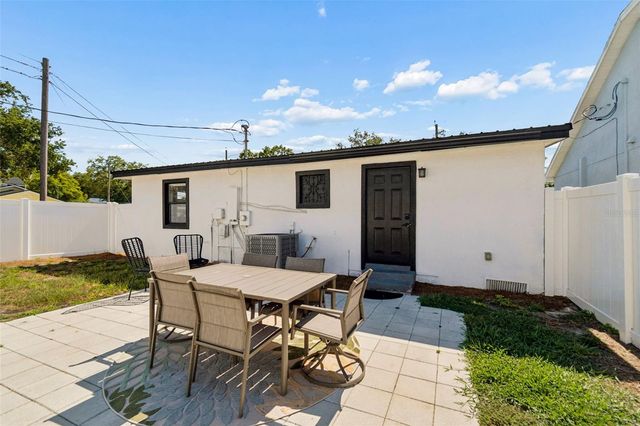 3901 N OLA AVENUE, Tampa, FL 33603