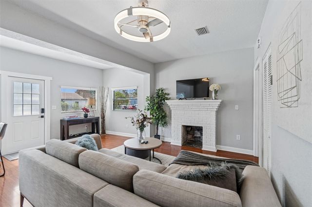 3901 N OLA AVENUE, Tampa, FL 33603