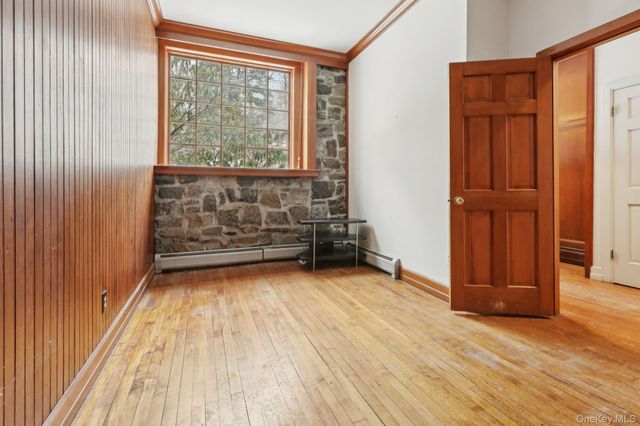 32 E Lake Stable Road, Tuxedo Park, NY 10987