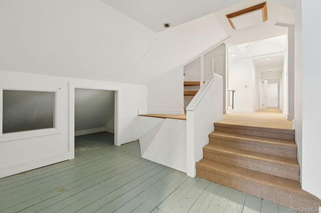 32 E Lake Stable Road, Tuxedo Park, NY 10987