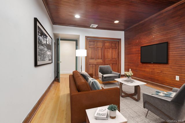 32 E Lake Stable Road, Tuxedo Park, NY 10987