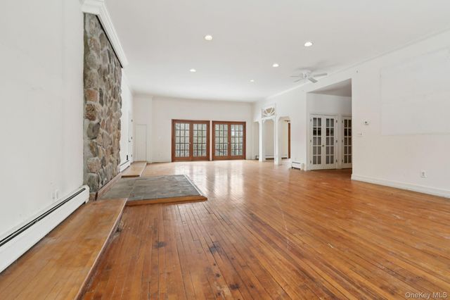 32 E Lake Stable Road, Tuxedo Park, NY 10987