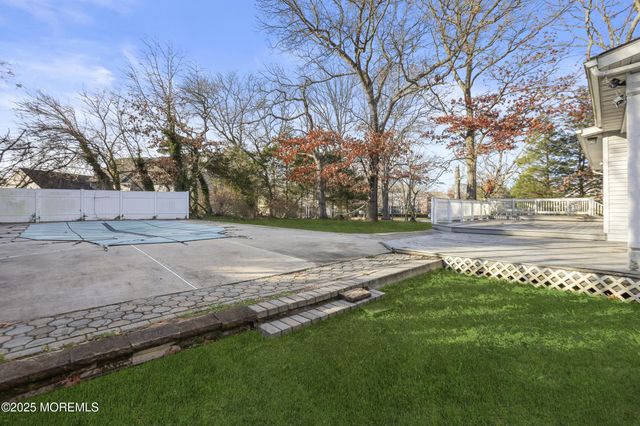 1634 Old Freehold Road, Toms River, NJ 08755