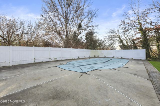 1634 Old Freehold Road, Toms River, NJ 08755