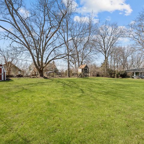 1201 Country Club Road, Lake Zurich, IL 60047