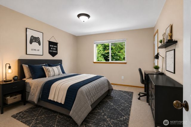 11101 135th Street Ct E, Puyallup, WA 98374