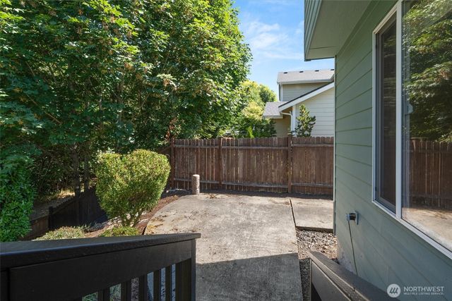 11101 135th Street Ct E, Puyallup, WA 98374