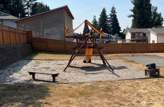 11101 135th Street Ct E, Puyallup, WA 98374