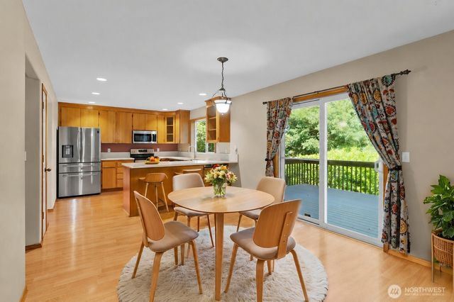 11101 135th Street Ct E, Puyallup, WA 98374