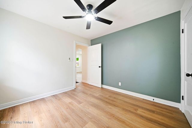1007 Beecher St, Louisville, KY 40215