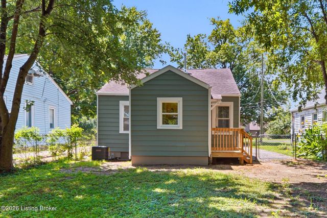 1007 Beecher St, Louisville, KY 40215