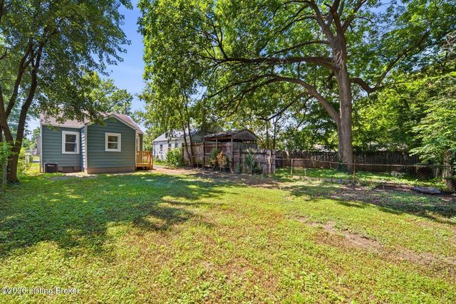 1007 Beecher St, Louisville, KY 40215