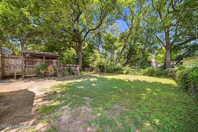 1007 Beecher St, Louisville, KY 40215