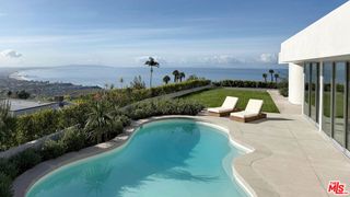 16705 Charmel Lane, Pacific Palisades, CA 90272