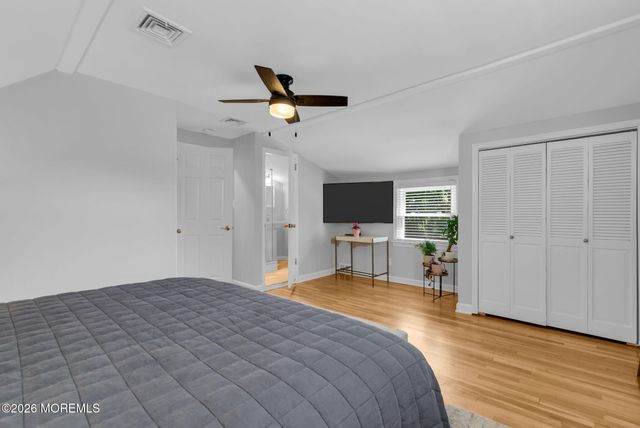 37 Birch Drive, Shrewsbury Boro, NJ 07702
