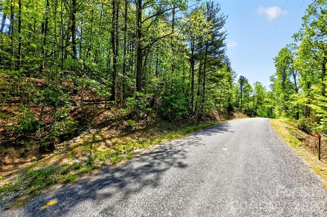 131-133 McKenzie Way N, Old Fort, NC 28762