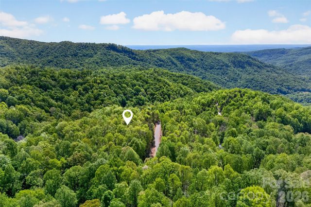 131-133 McKenzie Way N, Old Fort, NC 28762