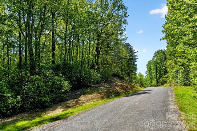 131-133 McKenzie Way N, Old Fort, NC 28762
