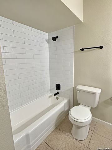 8030 Broadway, San Antonio, TX 78209