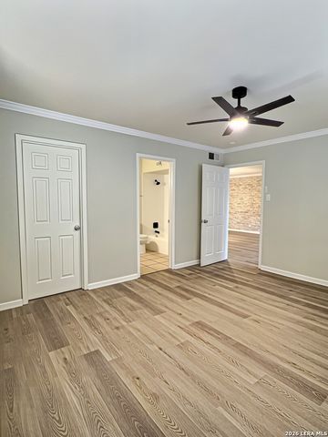 8030 Broadway, San Antonio, TX 78209