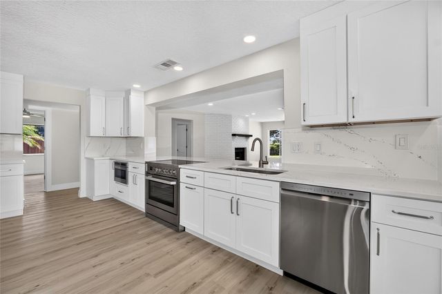 1225 HOFFNER AVENUE, Orlando, FL 32809