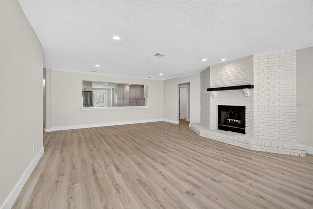 1225 HOFFNER AVENUE, Orlando, FL 32809