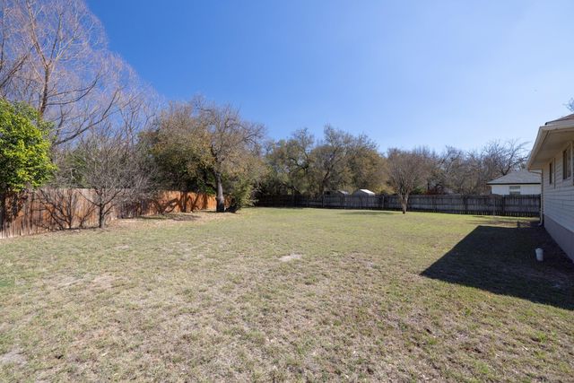 706 Post Oak CIR, Cedar Park, TX 78613