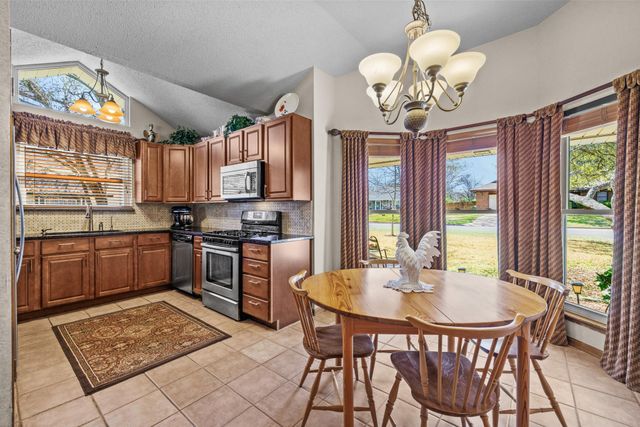 706 Post Oak CIR, Cedar Park, TX 78613