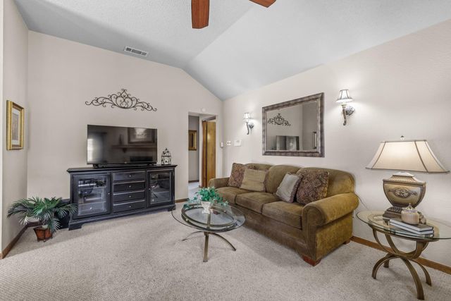 706 Post Oak CIR, Cedar Park, TX 78613