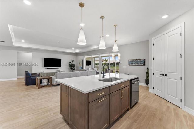 10488 SW Red Maple Way, Port St. Lucie, FL 34987