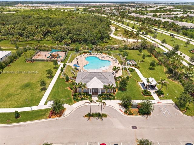 10488 SW Red Maple Way, Port St. Lucie, FL 34987