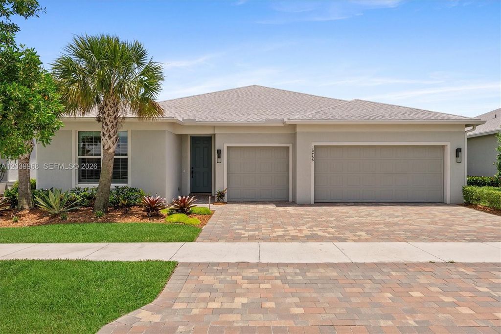 10488 SW Red Maple Way, Port St. Lucie, FL 34987